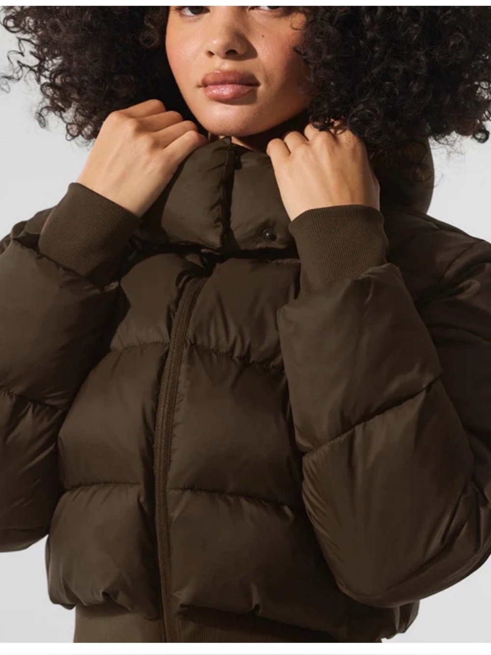 ALO Yoga Fox Puffer Jacket in Espresso